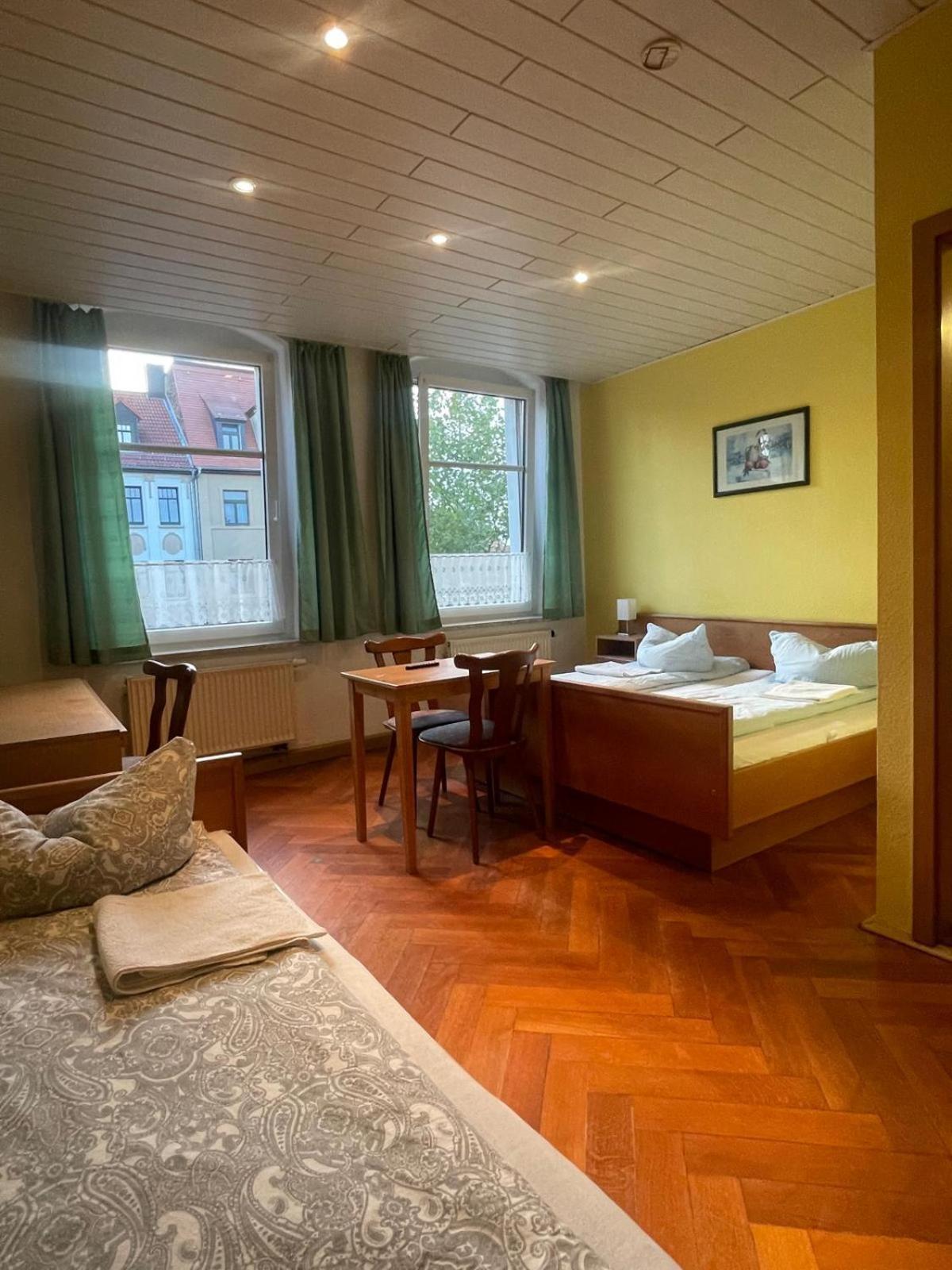 La Famiglia Hotel Weissenfels Bagian luar foto